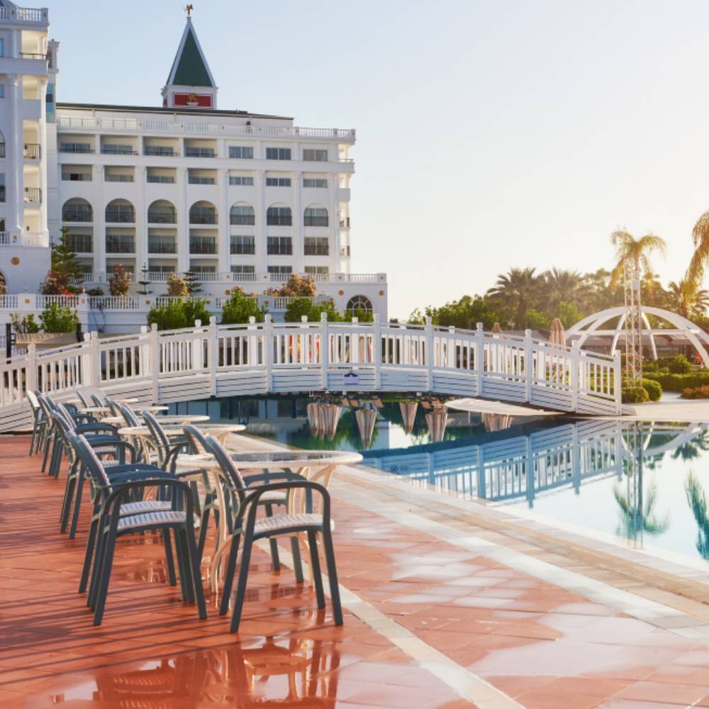 Hospitality & Hotels